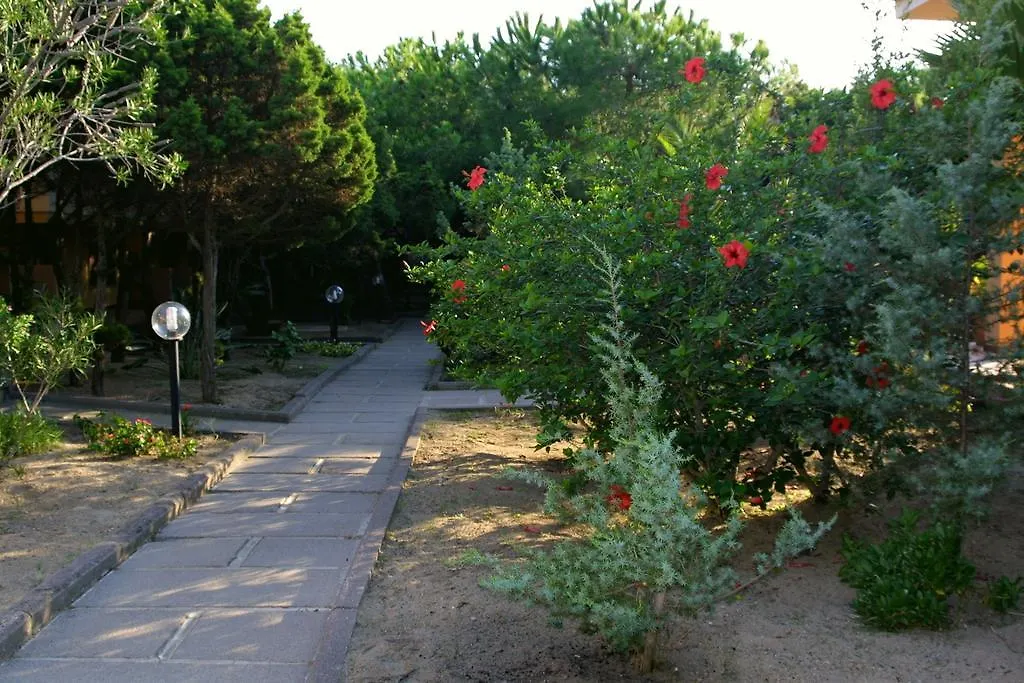 Club Hotel Residence Baiaverde Valledoria  3*, Valledoria (Sardinia)